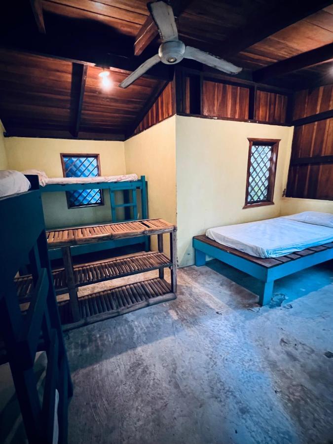 Hotel Puerto Viejo - Estd 1939 Puerto Viejo de Talamanca Εξωτερικό φωτογραφία
