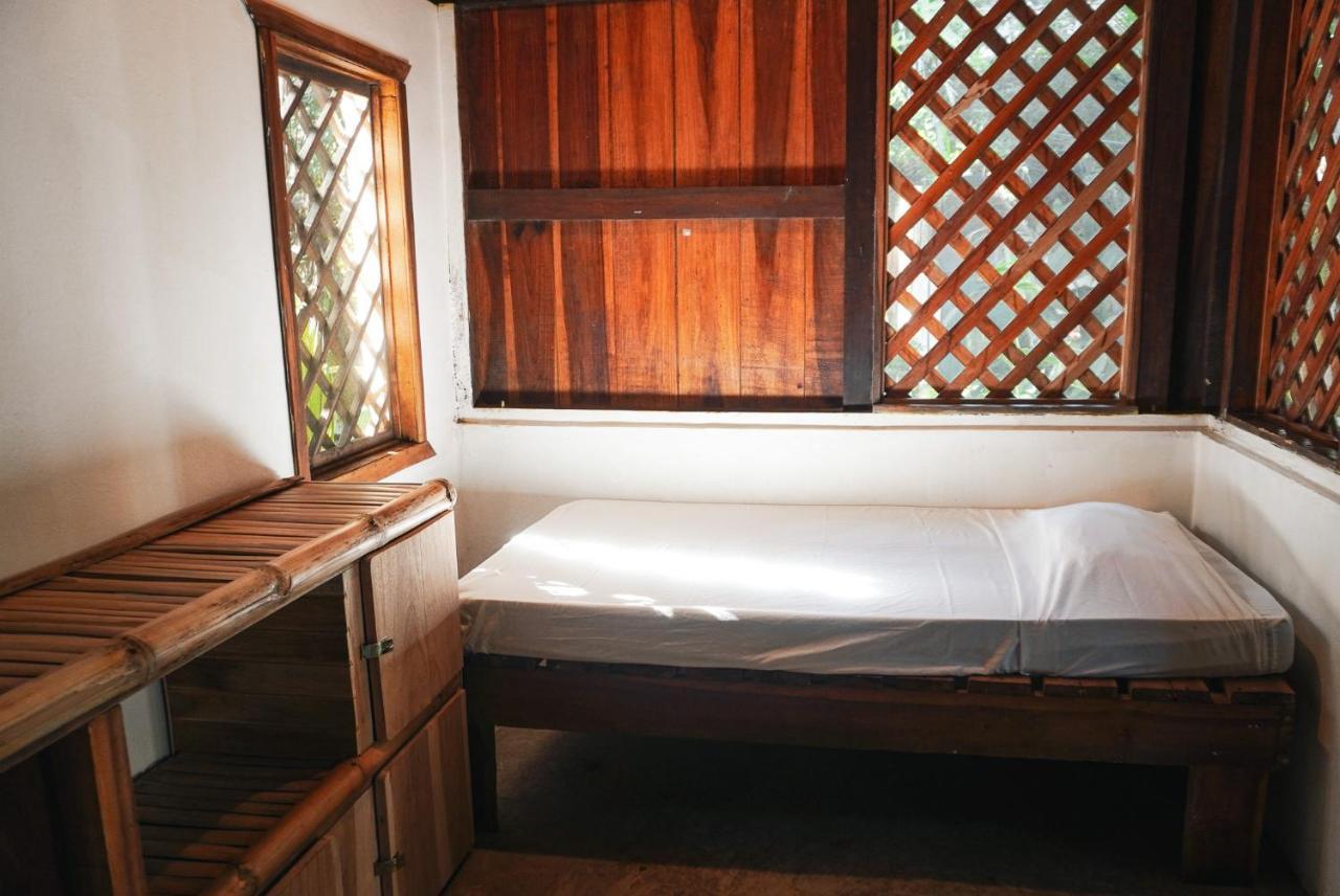 Hotel Puerto Viejo - Estd 1939 Puerto Viejo de Talamanca Εξωτερικό φωτογραφία